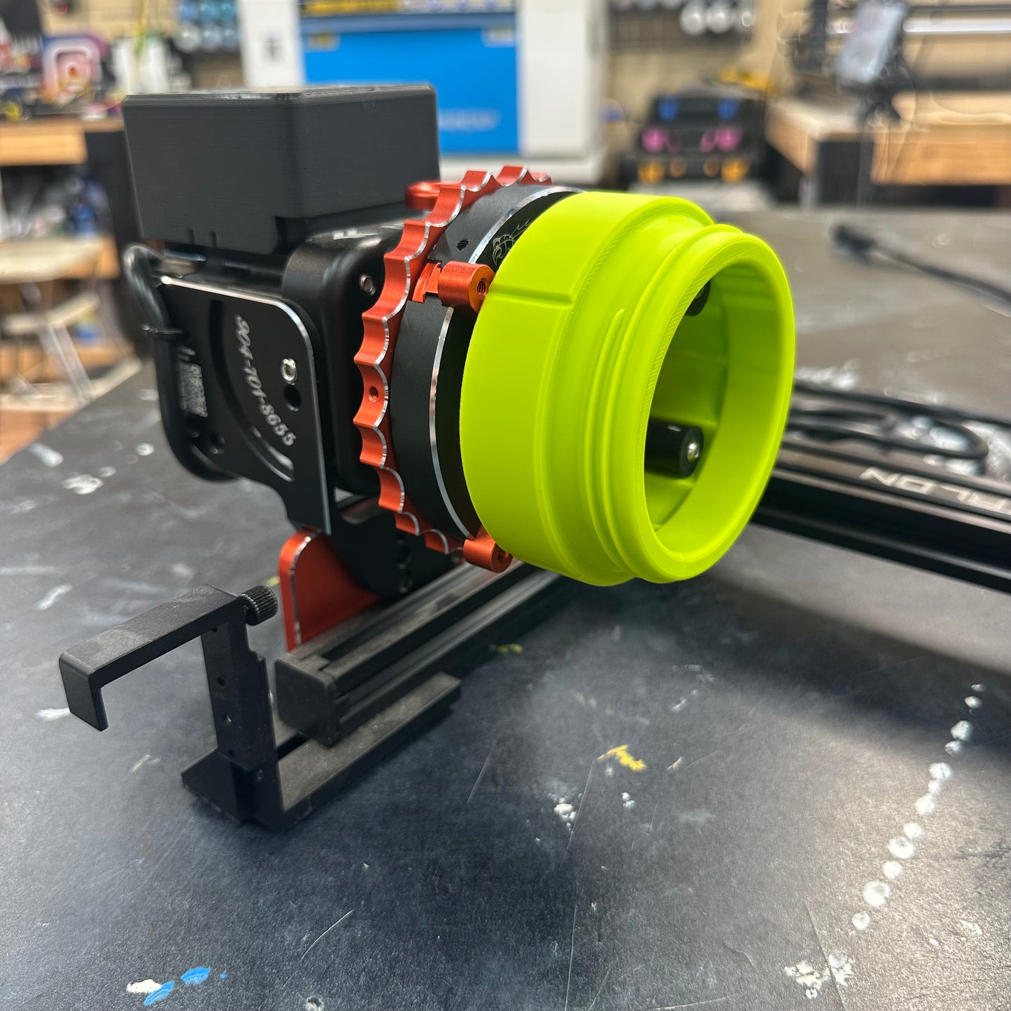 Universal Chuck Rotary Adapter - 30oz Flip Threaded Tumbler